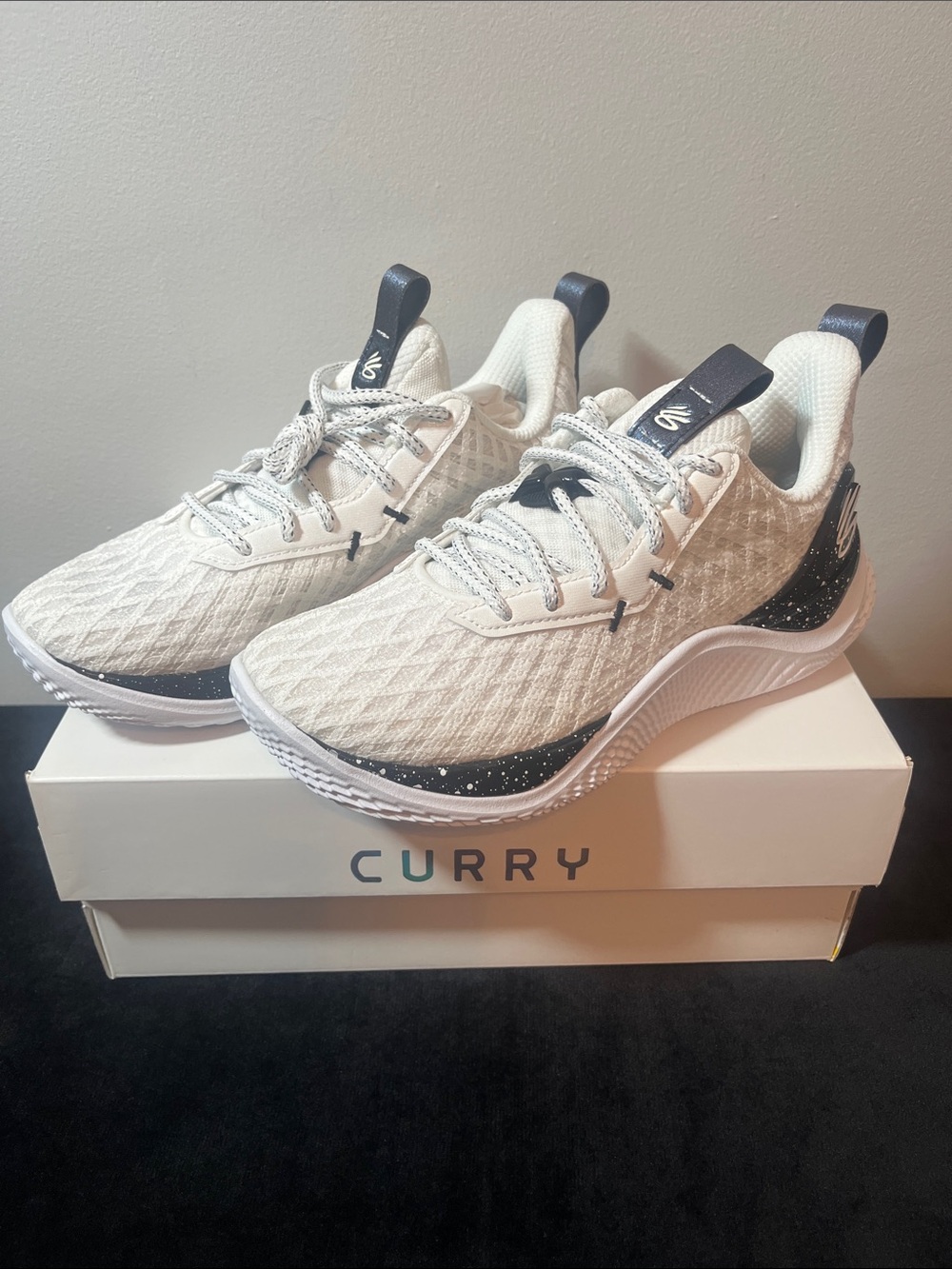 Curry Under Armour  Lightweight Athletic Shoes basketball nib women’s 8.5